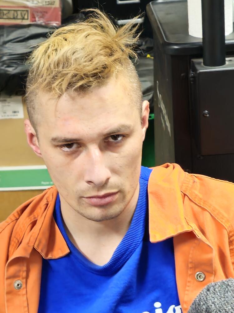 Inmate Photo for Booking Number 527